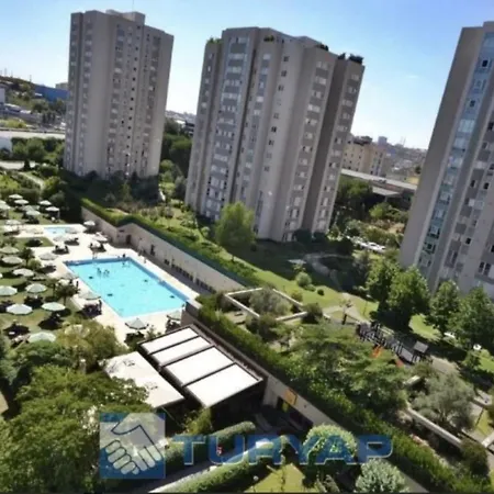 Διαμέρισμα Vibrant Residance Flat With City View In Umraniye *