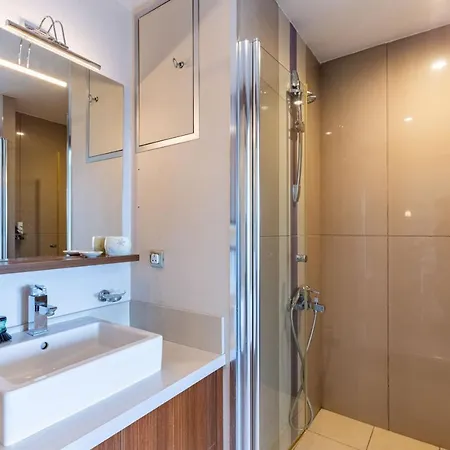 Vibrant Residance Flat With City View In Umraniye Διαμέρισμα